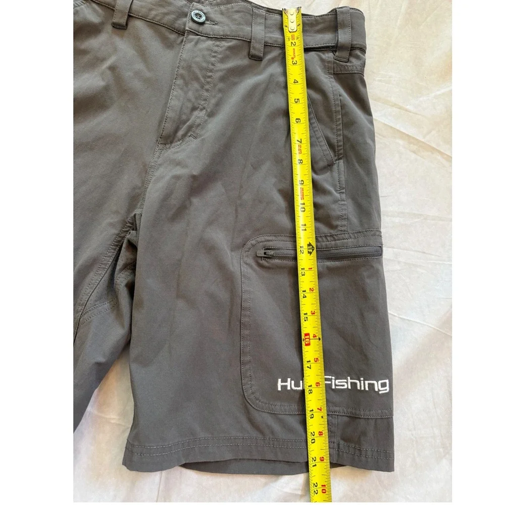 Huk Performance Fishing Shorts Mens Size Medium Gray Sun Protection Cargo